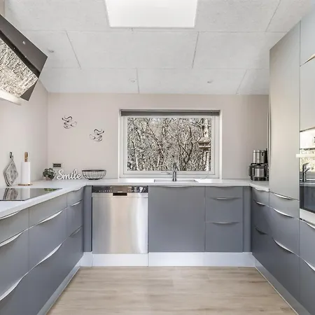 Eylar - 28km From The Sea By Interhome